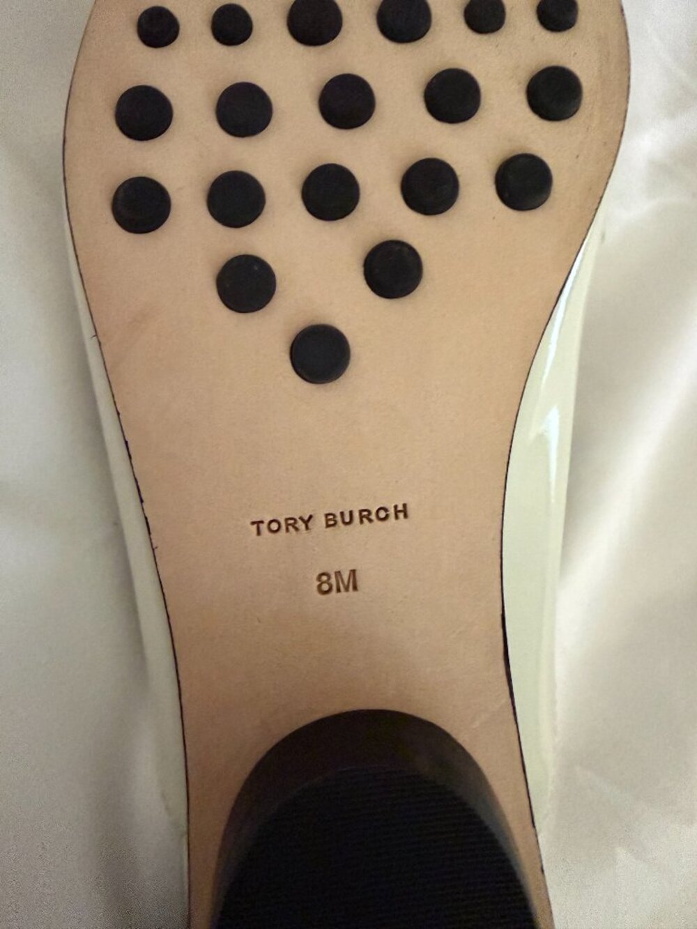 NWOT Tory Burch White Flats Size 8 - Picture 7 of 7